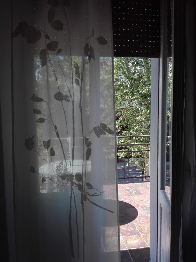 Hotel Villa Lorena Римини Екстериор снимка